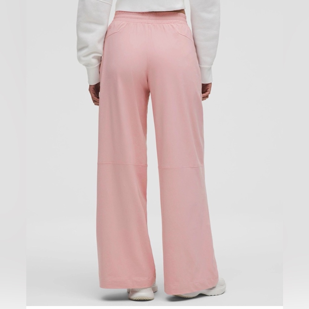 lululemon Swift Mid-Rise Wide-Leg Pant - 14 Pink